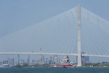 Canada cancels joint bridge-opening event after Trump tariffs